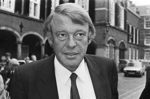 1024px De kandidaat minister van Defensie, Hans van Mierlo (D66), Bestanddeelnr 931 6203