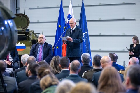 1024px Odprtje fotografske razstave z naslovom NATO 75 let, Slovenija in NATO 20 let ter okrogla miza 2024 03 27   10