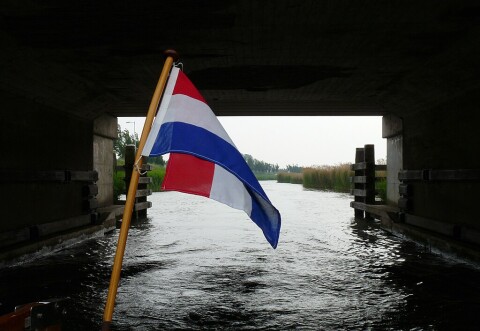1024px The Dutch flag, boating